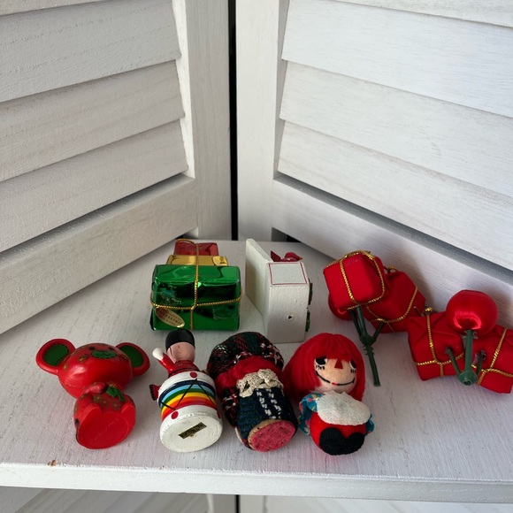 VTG CHRISTMAS ORNAMENTS HOLIDAY - Picture 11 of 12